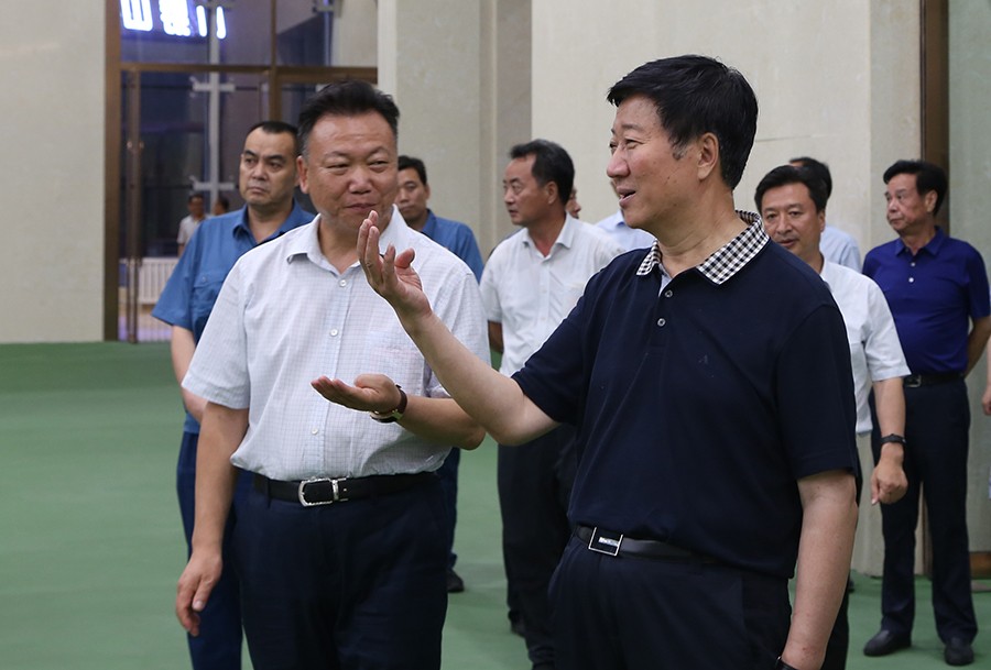 22-2018年6月，省人大常委會黨組書記、副主任王璽玉蒞臨金徽股份視察。.jpg
